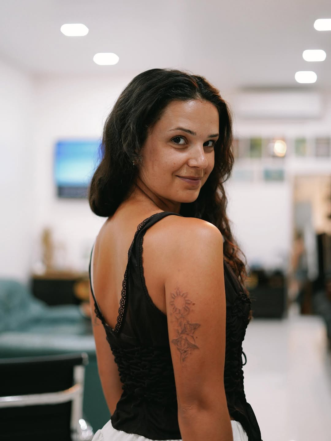 Behind the scenes tattoo session